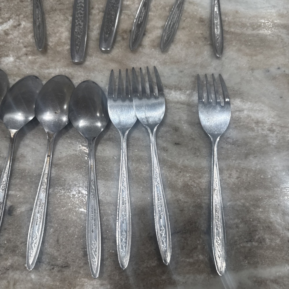 Vintage Customcraft CUS5 Japan Stainless Steel Flatware 20 Pc Fork Spoon Knife - Picture 7 of 13